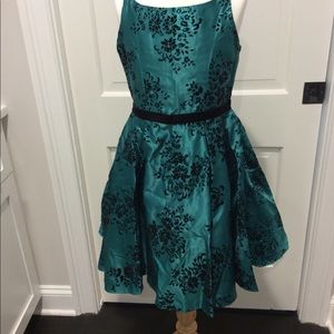 Girls Rare Editions green formal dress size 12